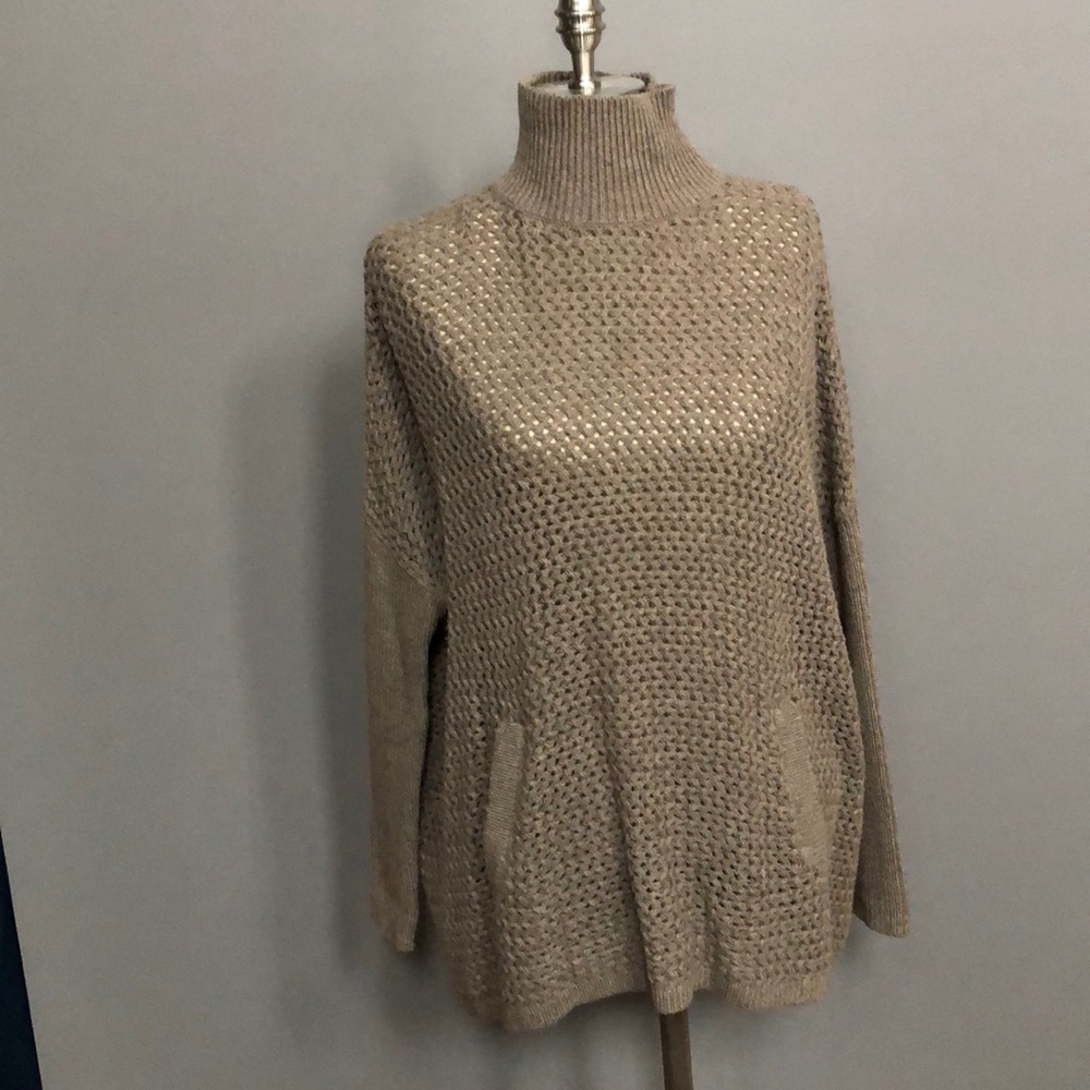 LOFT sweater with pockets sz XS